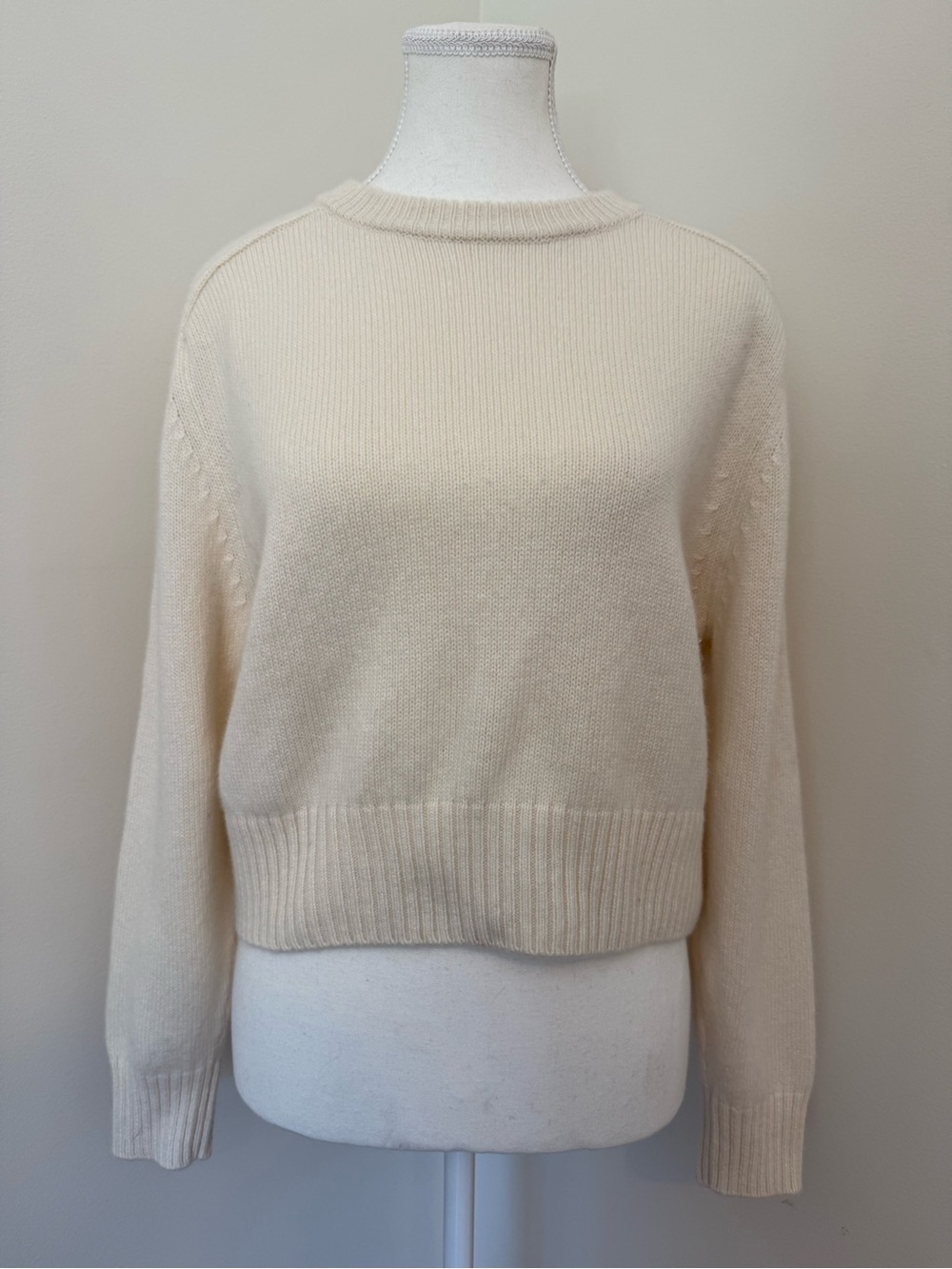 Buck Mason 100% Cashmere Crewneck Sweater Natural Size Medium - Picture 5 of 13